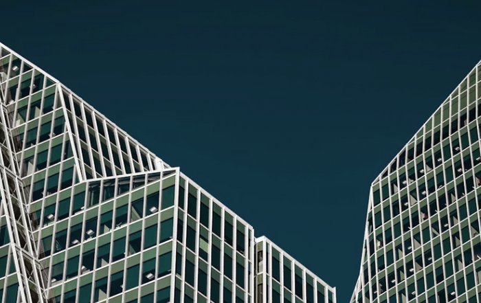 Article Image for Banking Partnerships with Tech Leaders